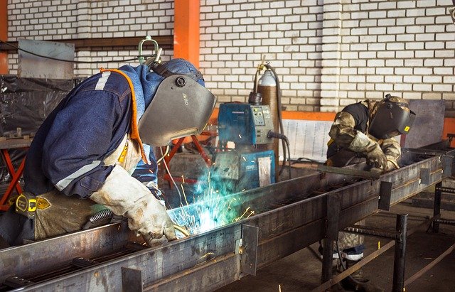 How to Select the Right Metal Fabrication Company – Proven Tips