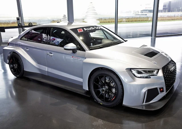 Audi RS3 LMS