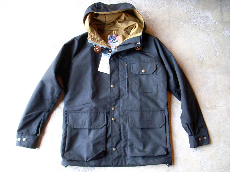 welcoblog: MT RAINIER DESIGN (USA MOUNTAIN PARKA)