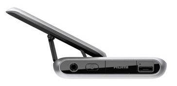 Nokia E7 vaade küljelt