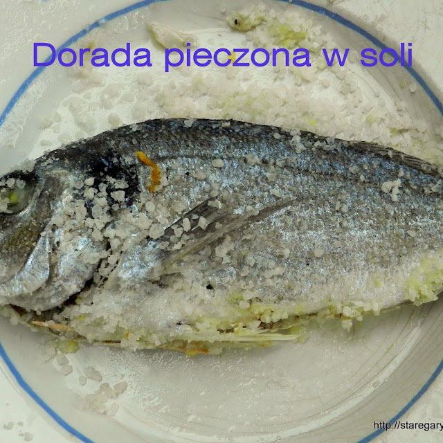 Dorada pieczona w soli