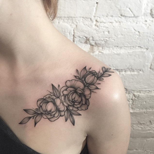 Ces belles fleurs blackwork