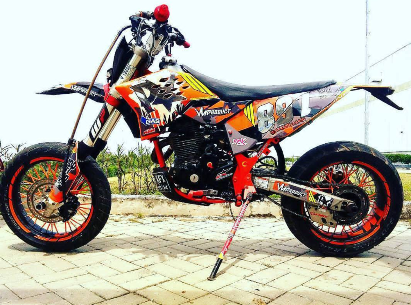 Download Kumpulan 90 Modifikasi Vixion 2010 Supermoto Terbaru Dan