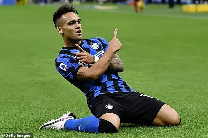 Lautaro Martinez 'set to sign new five-year Inter contract despite Tottenham's £60million offer'