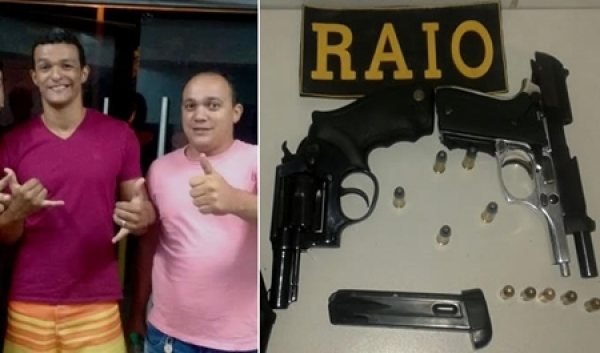 JOVENS SÃO PRESOS COM ARMAS DE FOGO, PAGAM FIANÇAS E FAZEM FOTO NA PORTA DA DELEGACIA DE JUAZEIRO