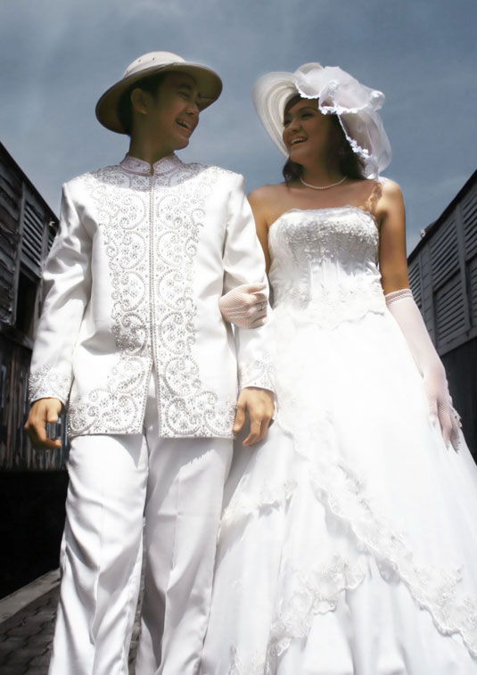 A lot of couples choose to have a a line western wedding dresses