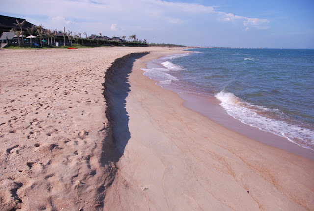 Long Hai Beach, Ba Ria Vung Tau - Photo by An Bui