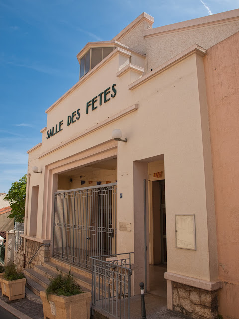 jiemve, le temps d'une pose, Ollioules, salle des fêtes, Art-déco