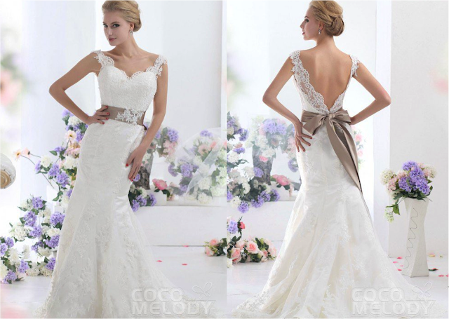 http://www.cocomelody.com/trumpet-mermaid-ivory-court-train-v-neck-lace-wedding-dress-cwvt13002.html
