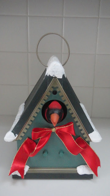 Cardinals Birdhouse