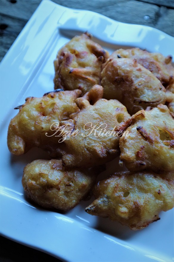 Cucur Ikan Bilis Yang Rangup - Azie Kitchen