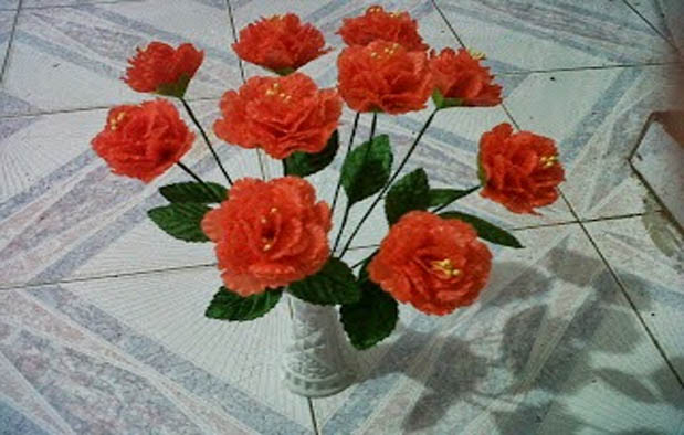4 Cara Membuat Bunga  dari  Kantong Kresek  Bekas Gambar Bunga 