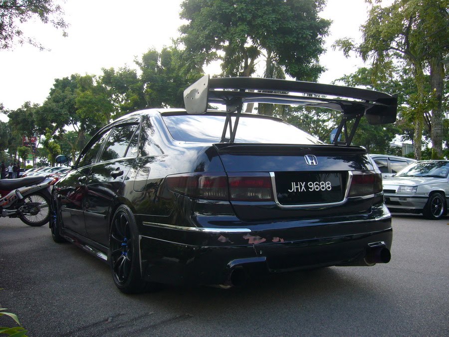 Turbo Honda Accord Look at this modified Accord an intercooler hide inside