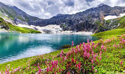 Cerita Unik 10 Danau Terindah Di Seluruh Dunia