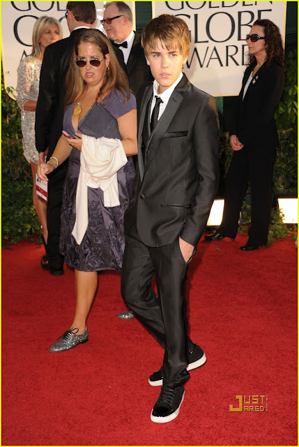 justin bieber golden globes new haircut 2011