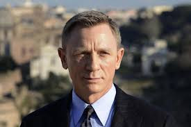 Daniel Craig HD New  Images