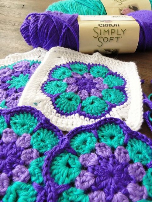  African Flower Square - Free Crochet Pattern 