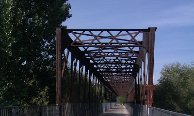 Antiguo puente del ferrocarril en la Vía Verde del Río Guadarrama