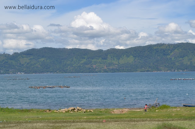 percutiaan bajet di Pulau Samosir