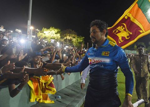 Tillakaratne Dilshan with his family after playing his final ODI