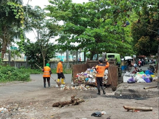 DLH Siapkan Petugas Kebersihan Lembur Saat Nataru 