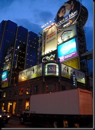 Yonge & Dundas in Toronto (18)