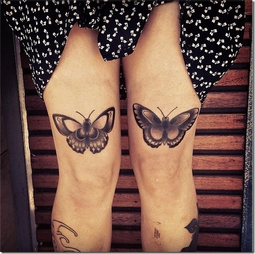 papillon_de_tatouage_au-dessus_du_genou