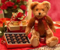 teddy gift with chocolates