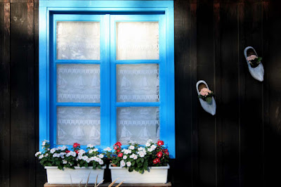 Blue window and clogs guillaume lelasseux 2009