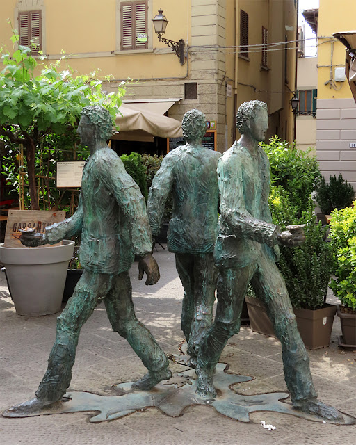 Giro del Sole (Trip around the Sun) by Roberto Barni, Piazzetta dell'Ortaggio, Pistoia