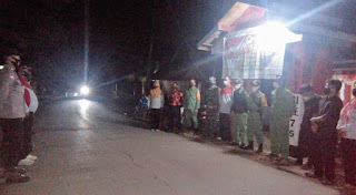 Malam Ini, Desa Badau Monitoring Posko COVID-19 Tingkat RT dan Bagi Masker