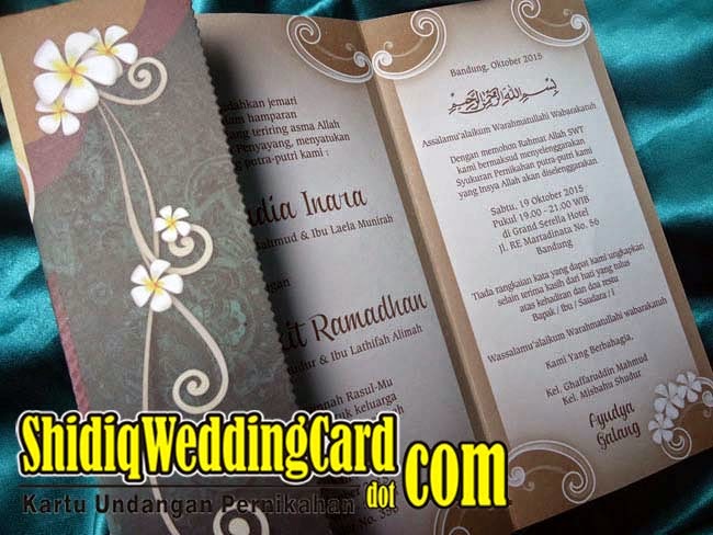 http://www.shidiqweddingcard.com/2015/02/avis-45.html