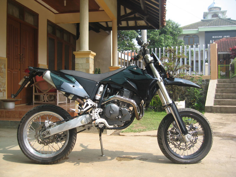 Modifikasi Yamaha Scorpio Supermoto