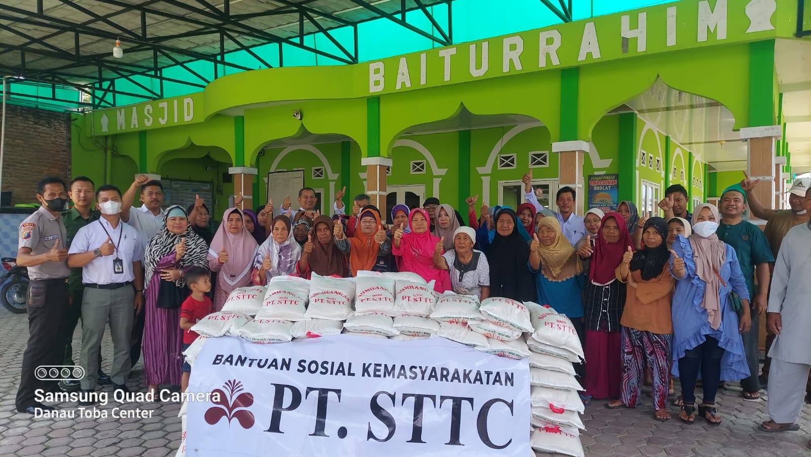  Lagi, 6 Masjid di Siantar - Simalungun Terima Bansos PT.STTC, Total Bantuan 12,5 Ton Beras