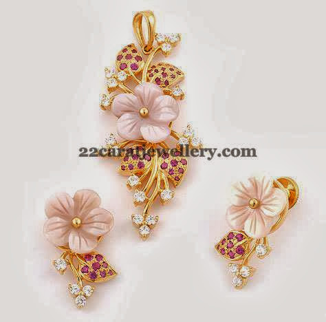 ANS Simple Floral Locket