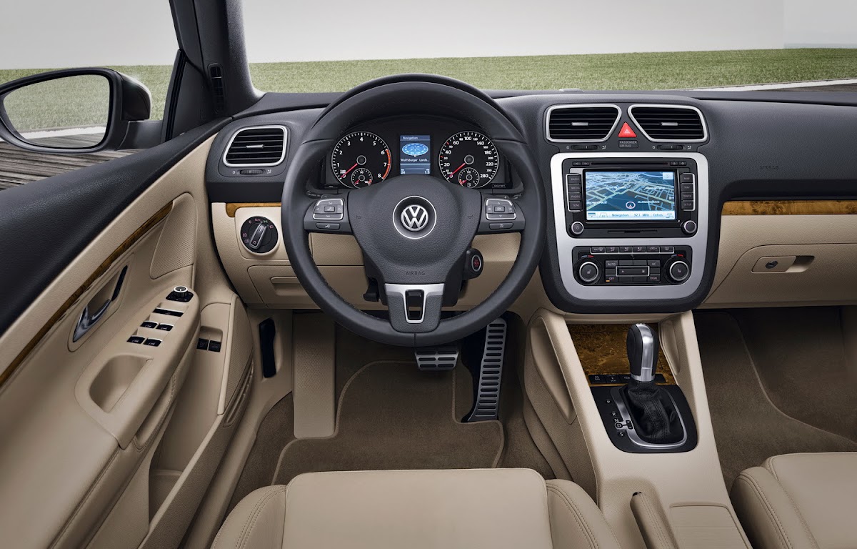 2011 Volkswagen EOS 0