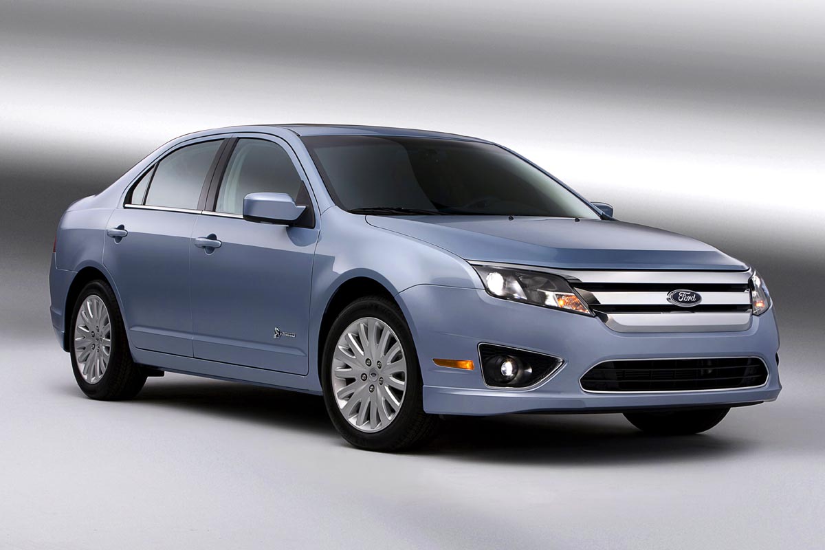 2010 Ford Fusion Hybrid Review