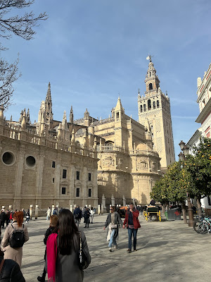 Picture of outside the Seville Cathedral