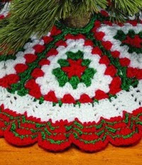 http://translate.googleusercontent.com/translate_c?depth=1&hl=es&rurl=translate.google.es&sl=en&tl=es&u=http://www.countrywomanmagazine.com/project/christmas-crochet-tree-skirt/&usg=ALkJrhhkmcsoPtSqhN9vlvS4mrLF7M_TTA