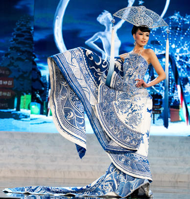  Indonesia on Miss China2 National Costume Miss Universe 2012 Jpg