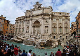 Trevi Fountain Trevi Fountain