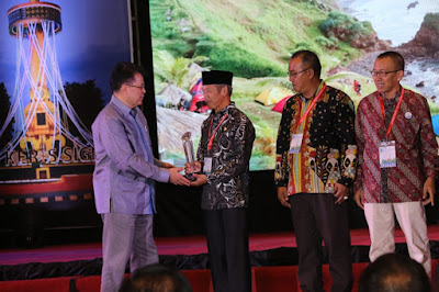 Kabupaten Pringsewu Raih Smart Sanitation Award AKKOPSi 2018