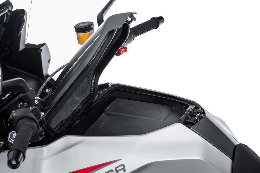 Closer look at the Energica Experia Electric Bike Review 7