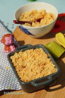 http://lirerelire.blogspot.fr/2015/06/crumble-la-rhubarbe-et-petites-astuces.html