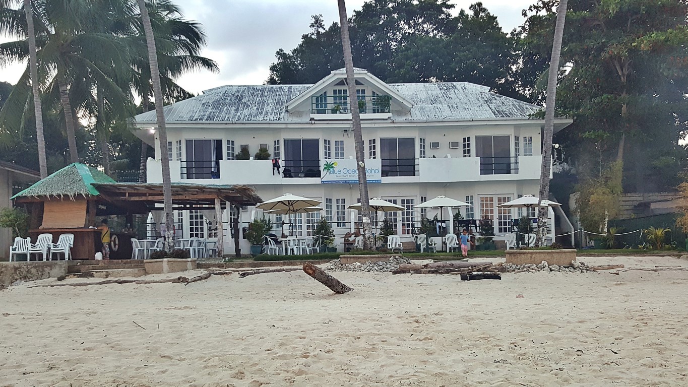 Blue Ocean Bohol Beachfront Resort, Alona Beach, Panglao