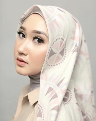 model jilbab dian pelangi modern terbaru