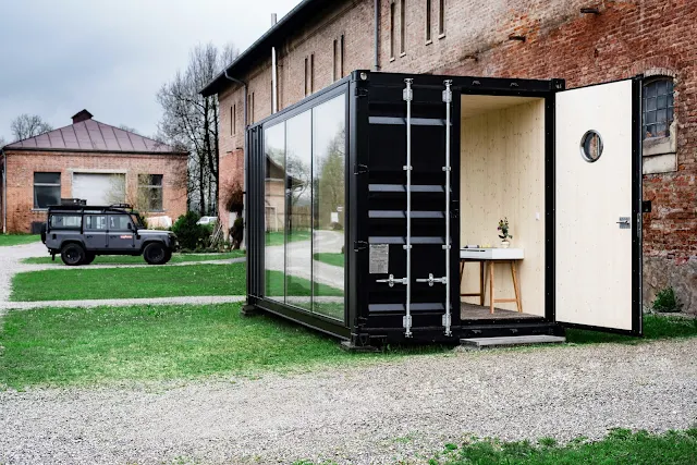 HiLoft Shipping Container Home 