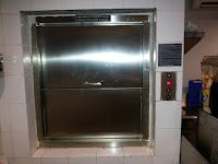 dumbwaiter lift