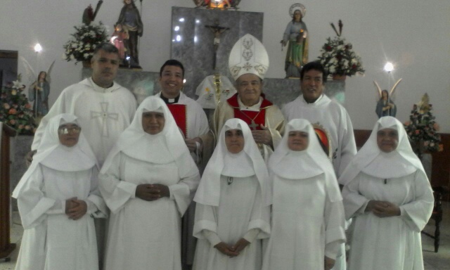 Hermanitas de los Ancianos desamparados celebraron fiesta Patronal presidida por Mons. Victor Manuel Perez Rojas.