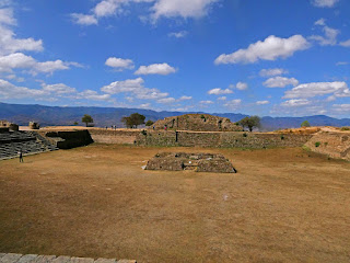 Monte Albán - north platform